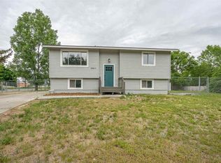 25607 E Olympic Ave, Newman Lake, WA 99025
