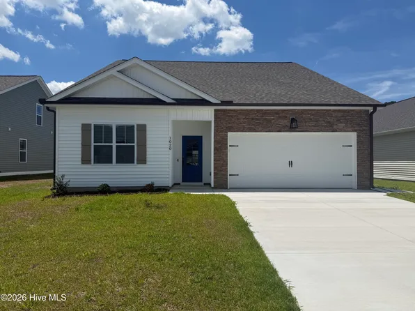 1020 Seven Iron Drive, Ayden, NC 28513