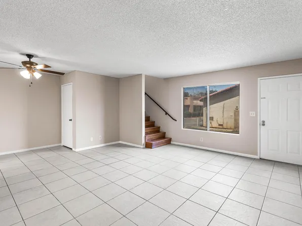 38000 17th St E APT 13, Palmdale, CA 93550