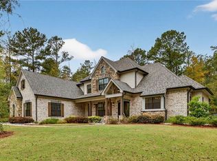 603 Crescent Dr, Forsyth, GA 31029