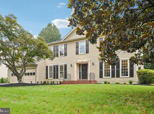 4528 Orr Dr, Chantilly, VA 20151