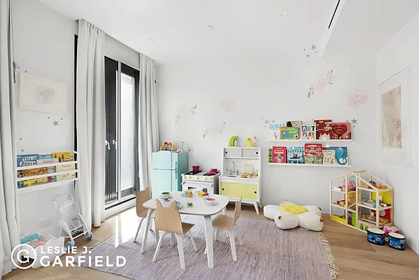 Sold by Leslie J. Garfield | media 15