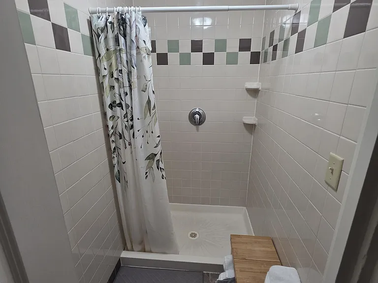 116 Hammond St #2 — Photo 9