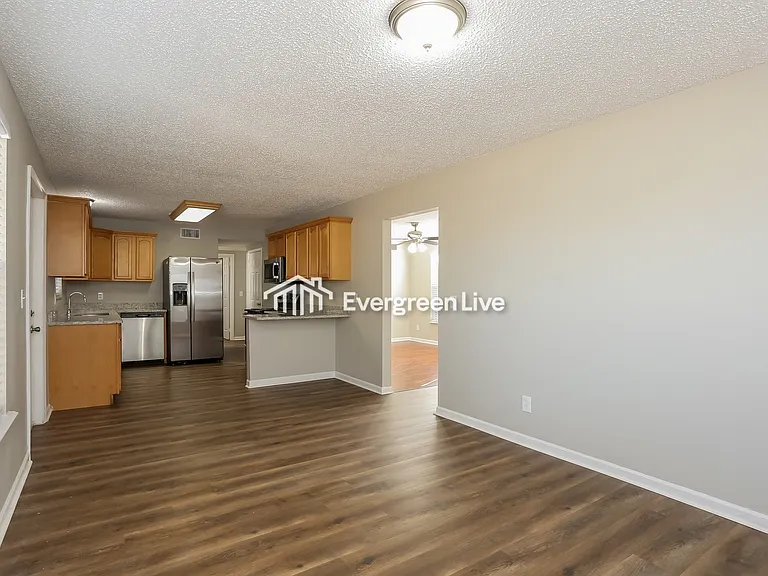 2243 Thiervy Dr — Photo 13