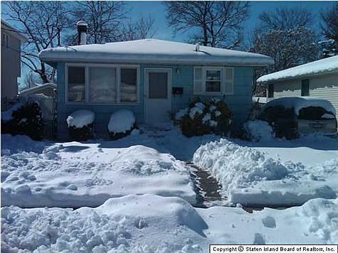 1st image of 360 Peter Ave