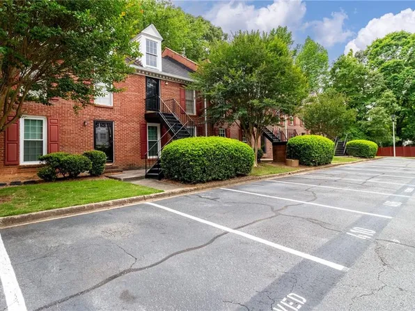 1166 Booth Rd SW APT 402, Marietta, GA 30008