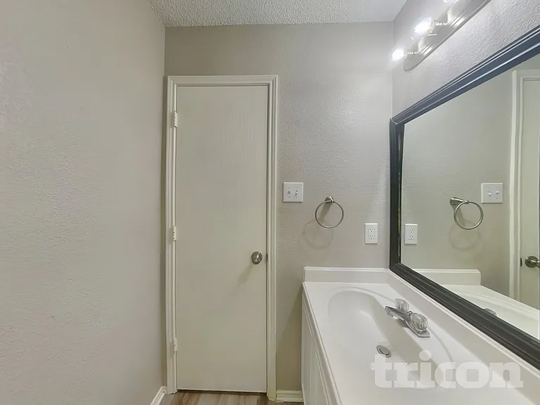2520 Ensenada Ln — Photo 17