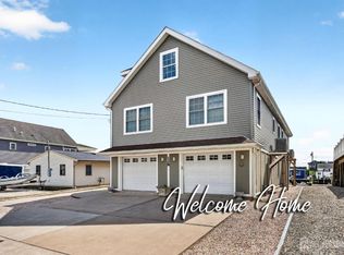 128 E Mohawk Dr, Little Egg Harbor, NJ 08087
