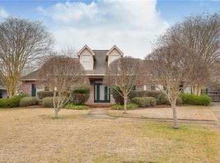 322 W Shore Dr, Alexandria, LA 71303