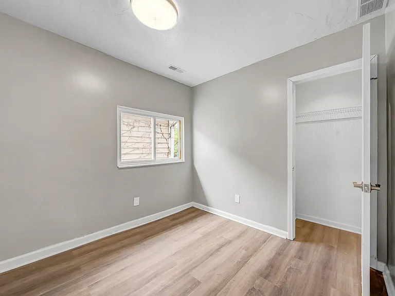 3449 Wade Ave #U — Photo 18