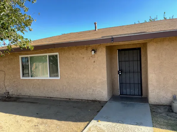 2556 Diamond St #B, Rosamond, CA 93560