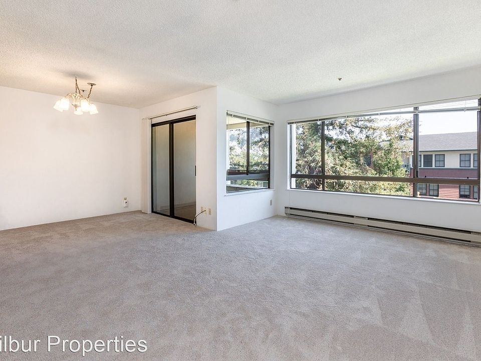 1st image of 410 Sheridan Ave Unit B