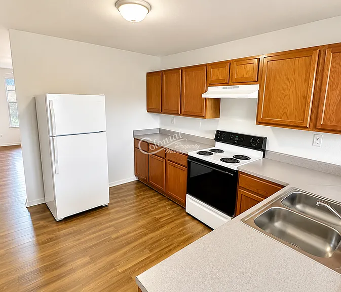 3414 Cantabrian Dr #B — Photo 4