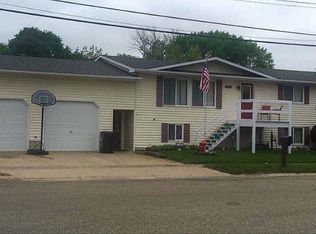 180 S Washington Ave, Fredericksburg, IA 50630