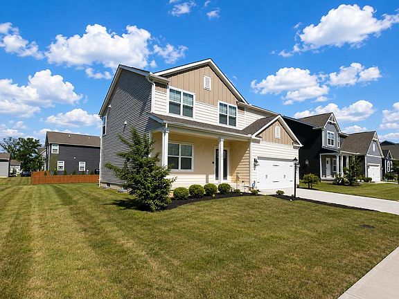 5th image of 61 Scarlett Dr