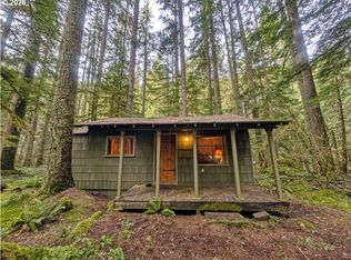 75106 E Road 28b, Rhododendron, OR 97049