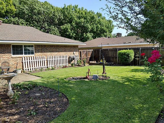 5th image of 331 Westpark Dr N