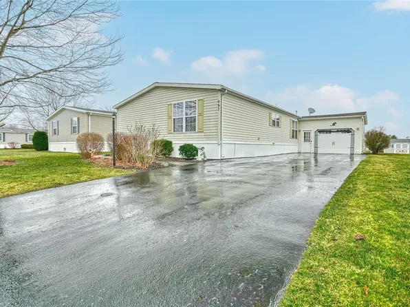 997 Gypsum Mills St #408, Victor, NY 14564