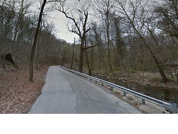 2nd image of Sycamore Ave