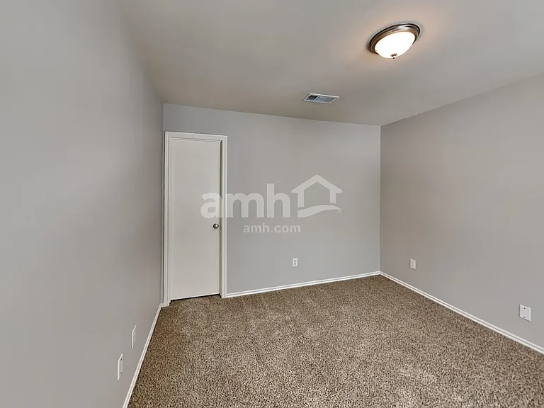 2321 Shady Birch Dr — Photo 13