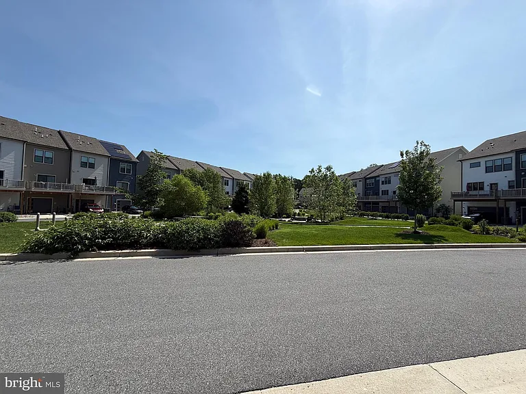 221 Narrowleaf Way — Photo 6