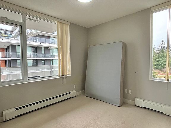 5th image of 9025 Highland Ct #809