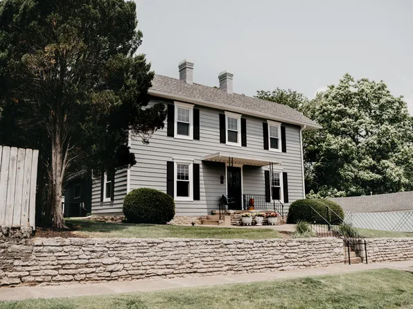 221 S Gratz St, Midway, KY 40347