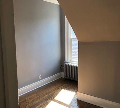 2nd image of 748 Elmwood Ave APT 5