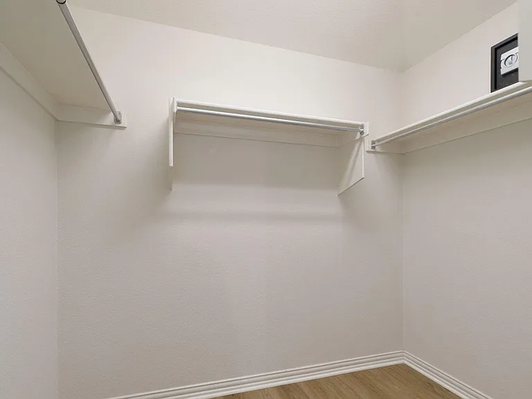 8306 Nicholson Dr — Photo 17