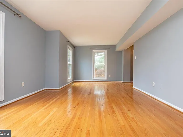 10622 Tuppence Ct — Photo 8