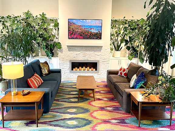 Living room with Samsung Frame Smart TV.