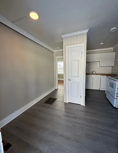 Floor plan 1459 W. Fourth St.