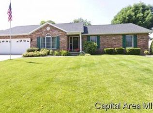 2308 Mallard Pointe Ct, Springfield, IL 62712