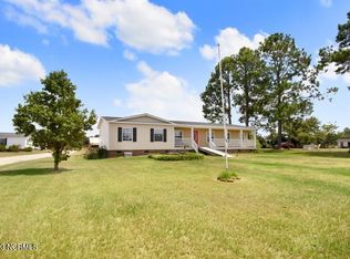 3564 Basstown Rd, Clinton, NC 28328