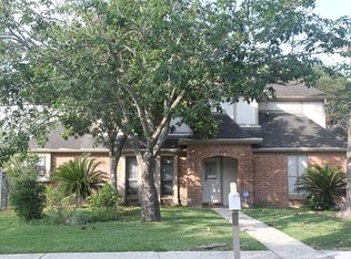 6807 Las Brisas Dr, Houston, TX 77083