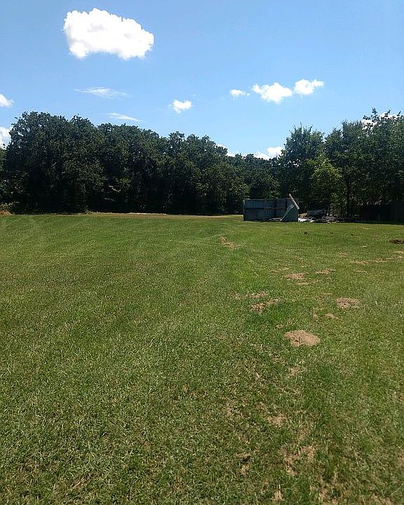 2nd image of 2324 Highway 69 N