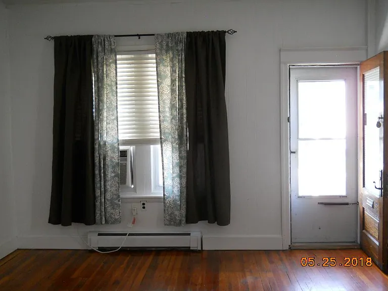 20 W Madison Ave — Photo 3