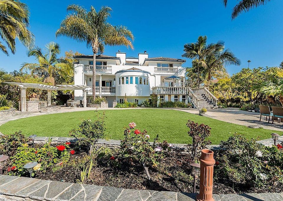 1st image of 6547 Avenida Del Paraiso
