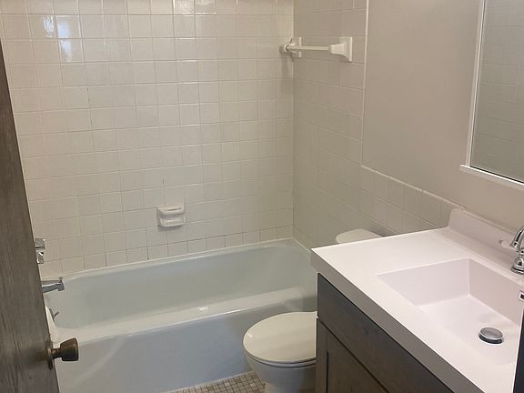 2nd image of 1693 Sherburne Ave APT 303