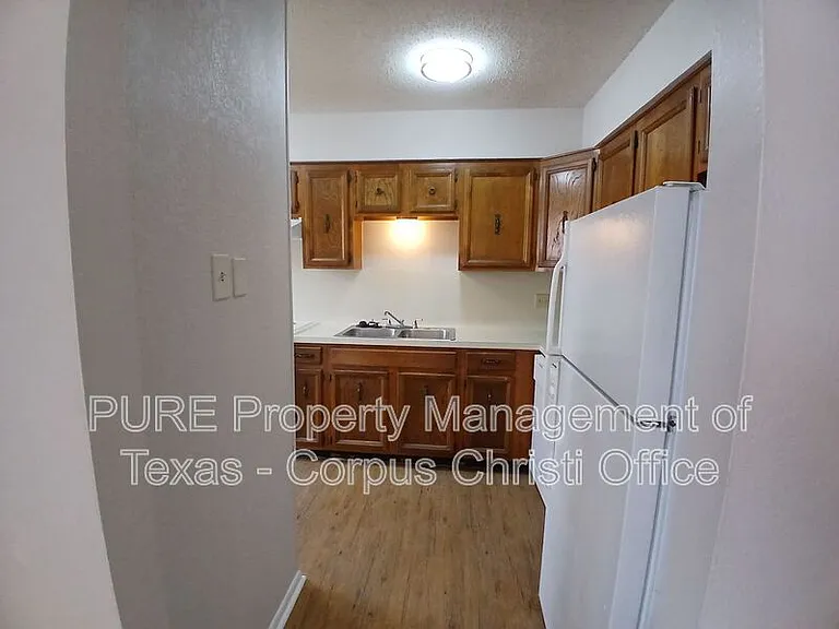 5001 Middlecoff Rd #1A — Photo 28