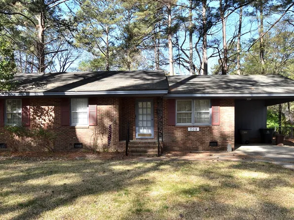 708 Cedarbrook Dr, Rocky Mount, NC 27803