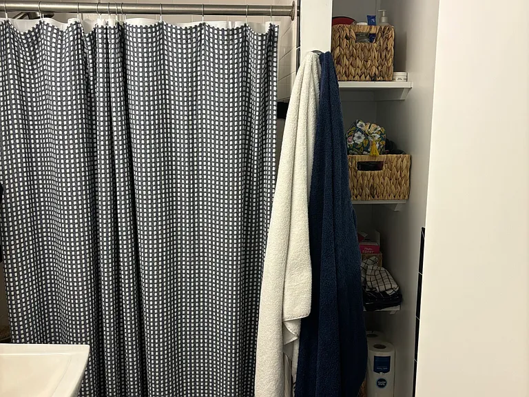 15 Euston Rd #4 — Photo 8