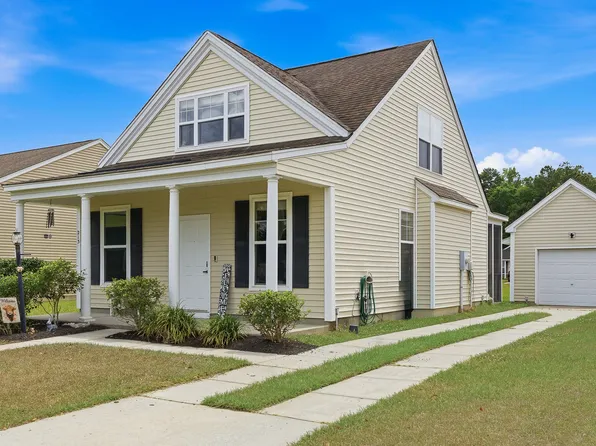213 Killarney Trl, Moncks Corner, SC 29461