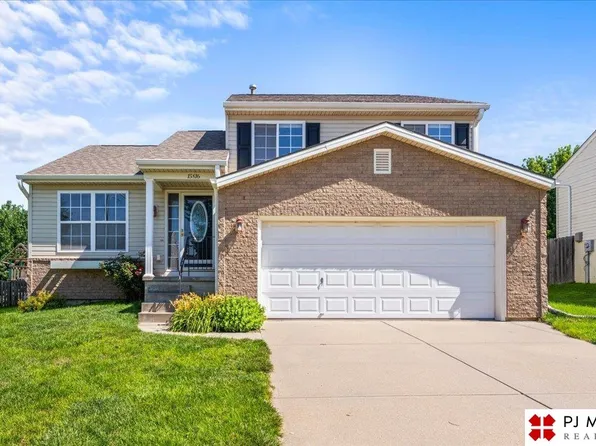 15816 Cottonwood St, Omaha, NE 68136