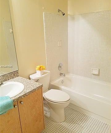 4th image of 9719 Hammocks Blvd APT 207