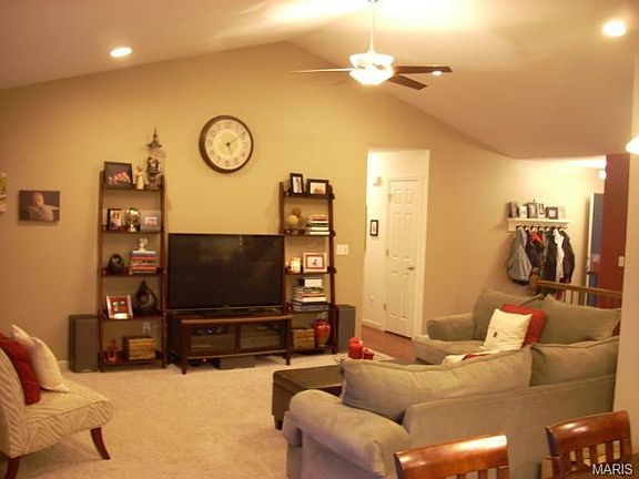 4th image of 2919 Glaize Creek Dr
