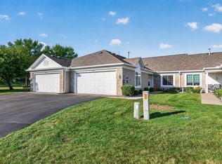 7577 Ojibway Park Ct, Woodbury, MN 55125