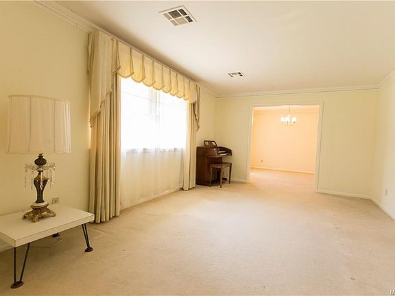 3rd image of 349 Mont Vista Dr