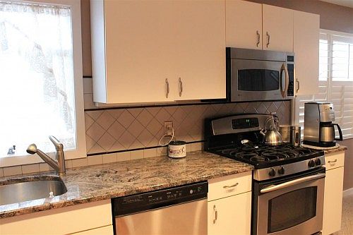 4th image of 136 37th St #E