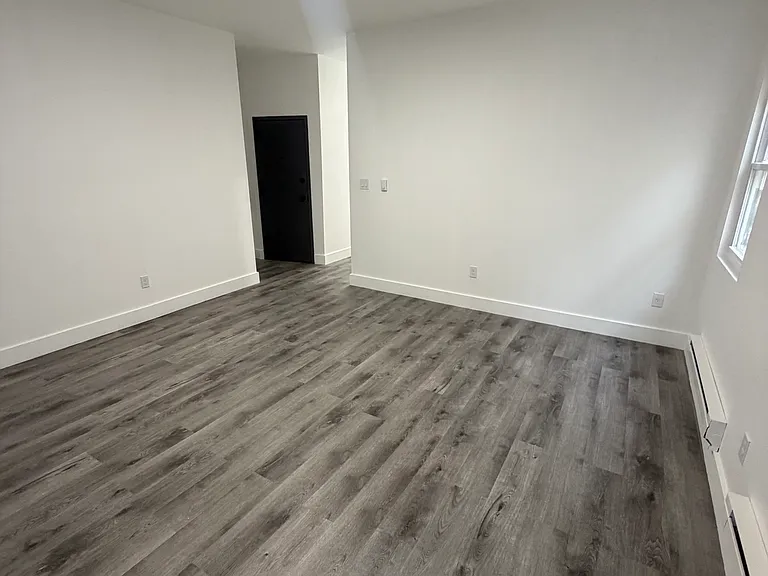 25 Riverview Pl #2L — Photo 9